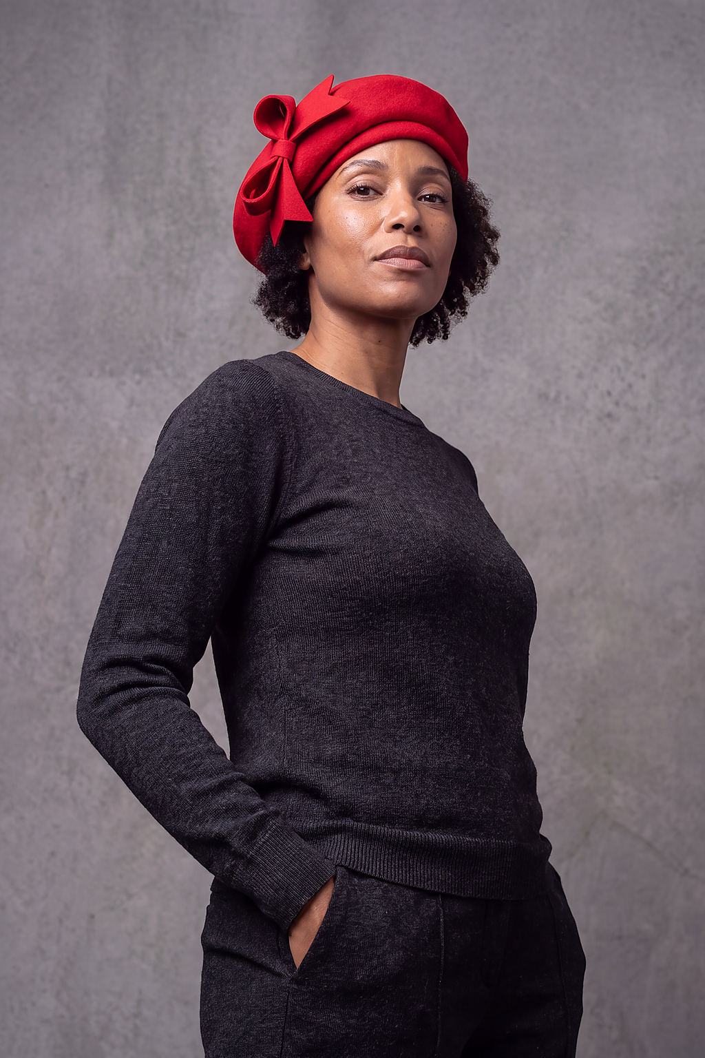 Béret Femme Classique Rouge Noir Blanc – Amélie, vue 4