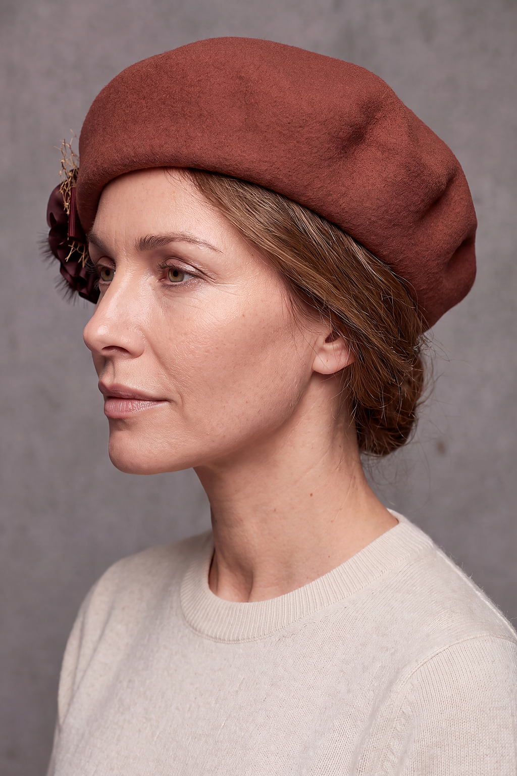 Béret Femme Laine Feutrée à Fleur – Pauline, vue 5