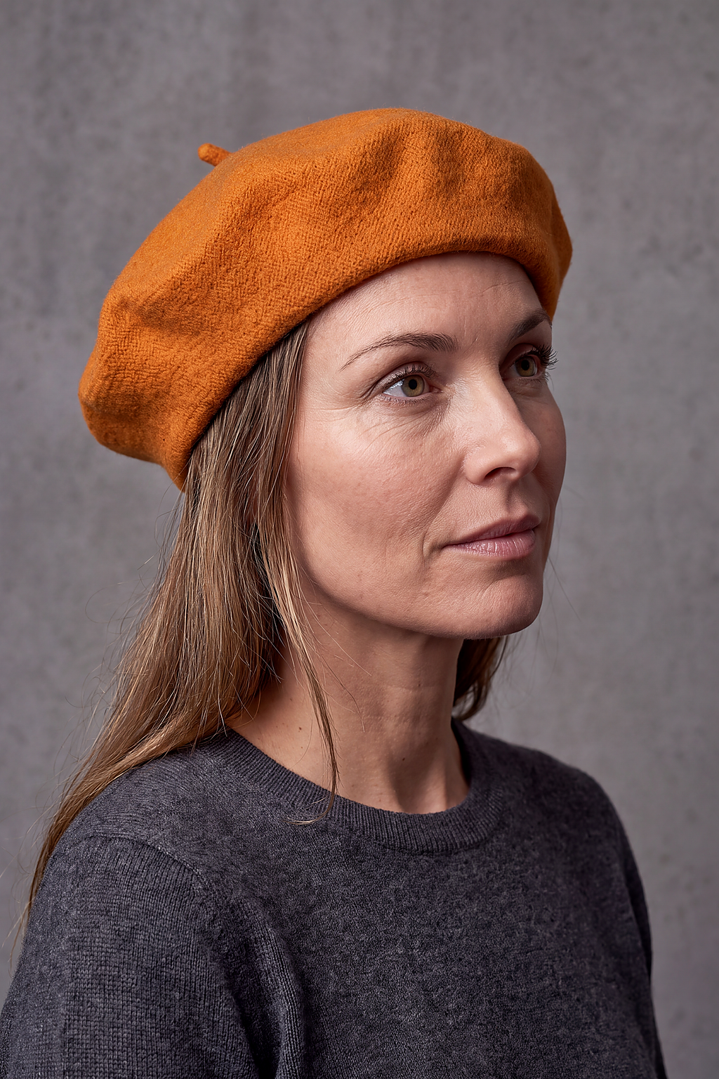 Béret Basque Femme en Laine Chaude – Guéthary, vue 5