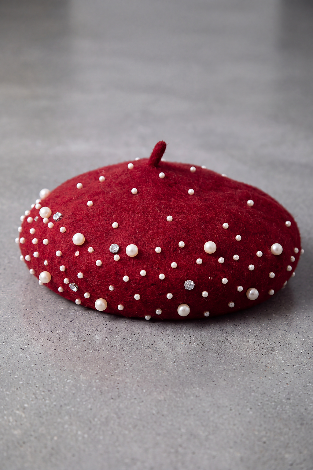Béret Femme Hiver Orné de Perles bordeaux – Joséphine