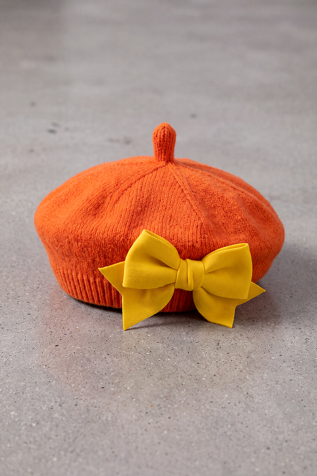 Béret Bébé Fille Tricot à Nœud orange et jaune – Pirouette