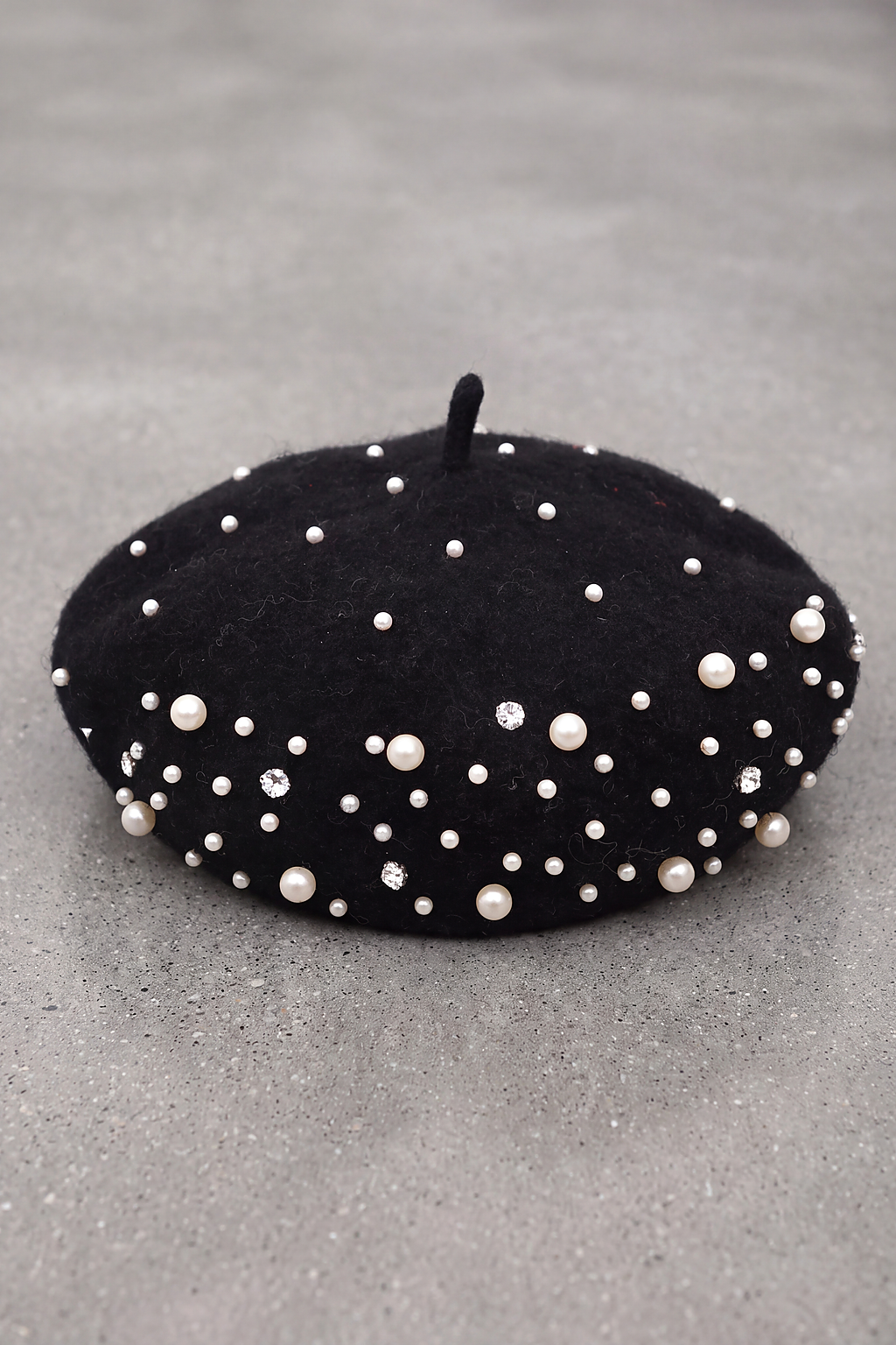 Béret Femme Hiver Orné de Perles noir – Joséphine