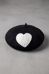 Béret Femme Feutre de Laine Cœur noir coeur blanc – Cupidon